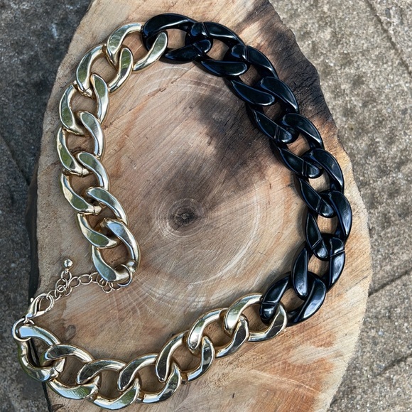 Necklace - Picture 4 of 4